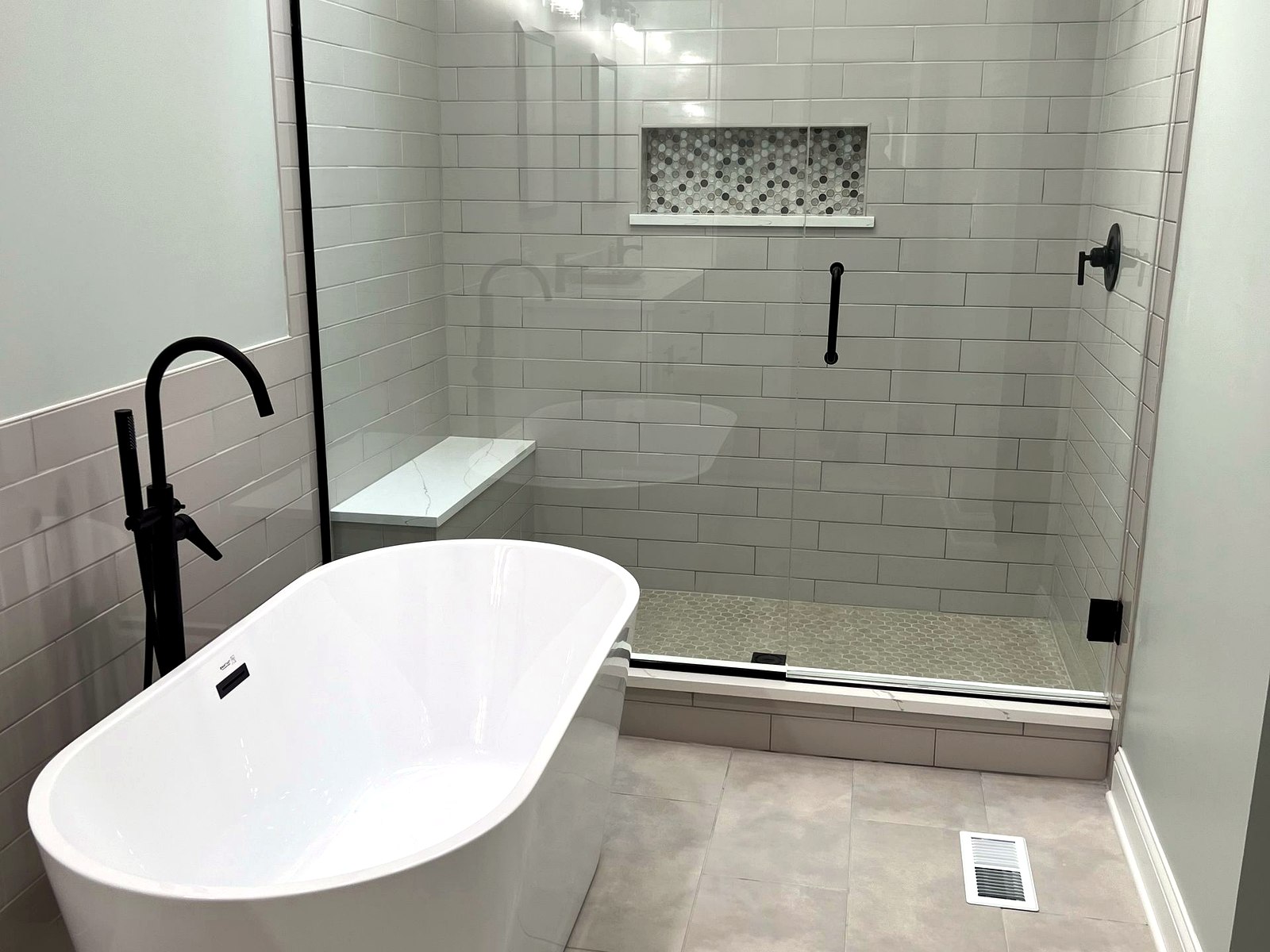 Custom Bathroom Renovations in Chicago, IL 01